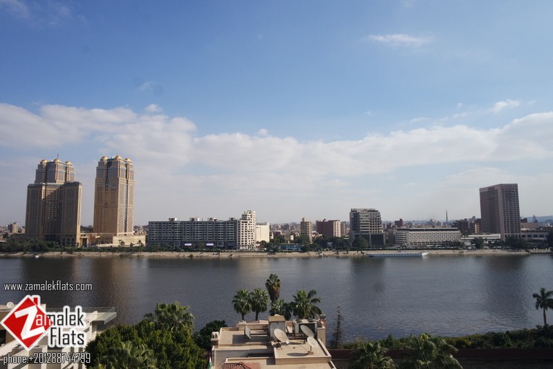 Deluxe Nile View Apartment In Zamalek
