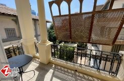 High Ceiling Apartment in Historical Building for Rent